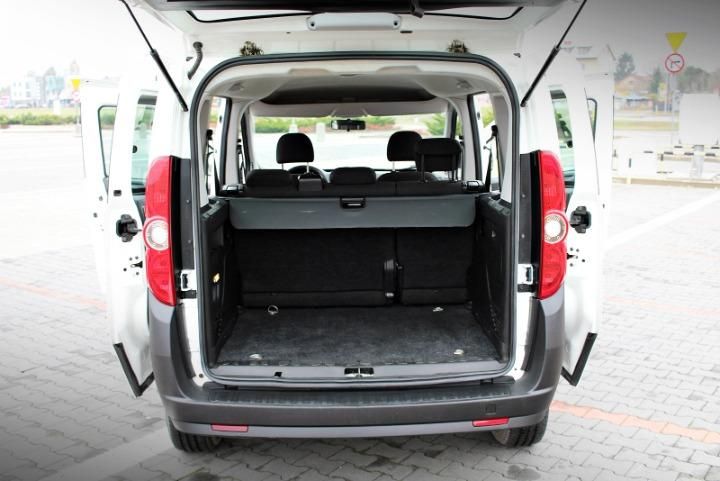 Photo 33 VIN: W0L6VYC1AG9583985 - OPEL COMBO MPV 