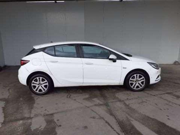 Photo 2 VIN: W0LBC6EK3HG005871 - OPEL ASTRA 