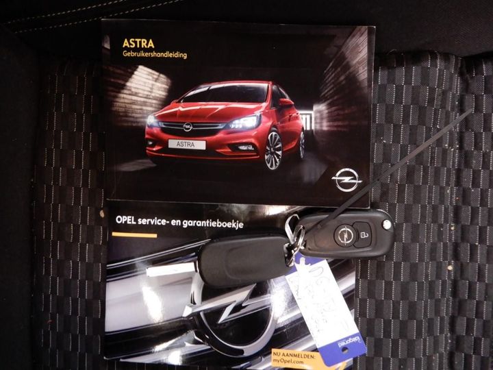 Photo 16 VIN: W0LBD8EA2H8040346 - OPEL ASTRA SPORTS TOURER 