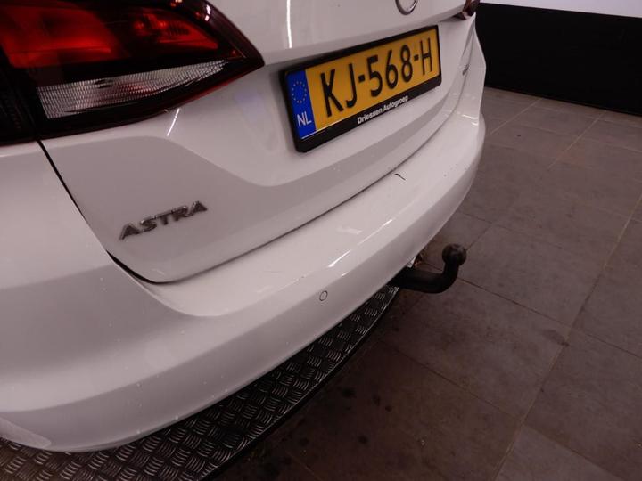 Photo 24 VIN: W0LBD8EG8G8116073 - OPEL ASTRA-SPORTS-TOURER 