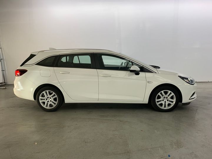 Photo 15 VIN: W0LBD8EL2H8084946 - OPEL ASTRA SPORTS TOURER 