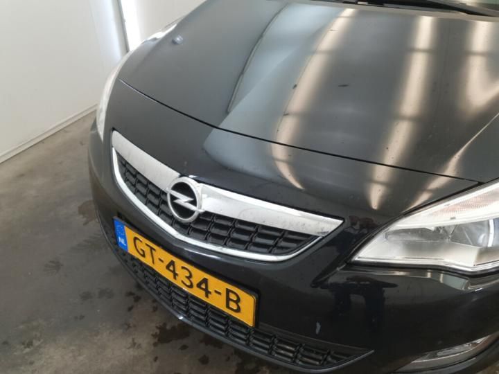 Photo 4 VIN: W0LPC6DA8C1074940 - OPEL ASTRA 