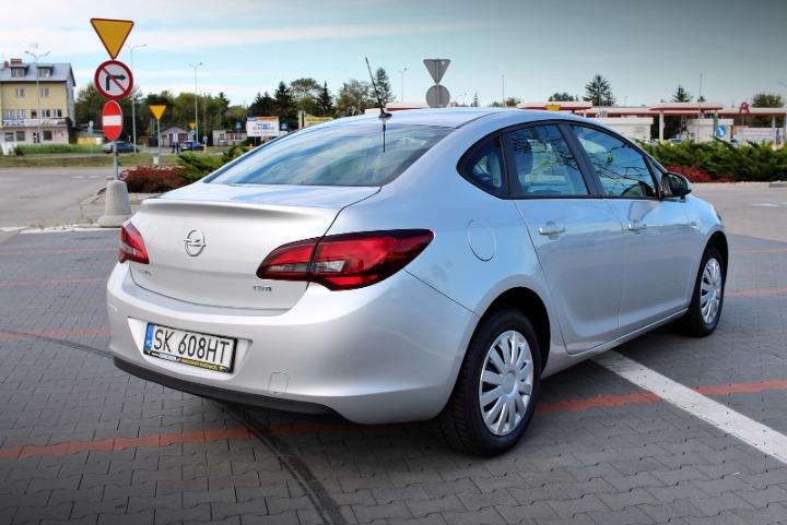 Photo 13 VIN: W0LPD5E60GG033089 - OPEL ASTRA 