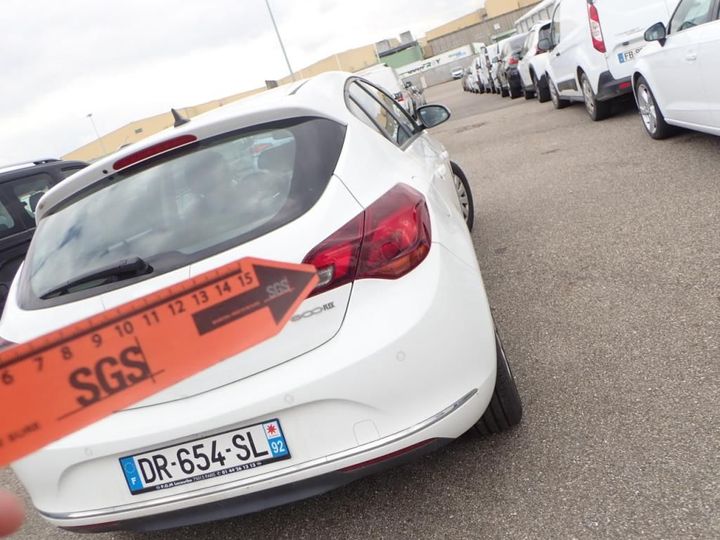 Photo 29 VIN: W0LPD6E64FG090190 - OPEL ASTRA 5P 