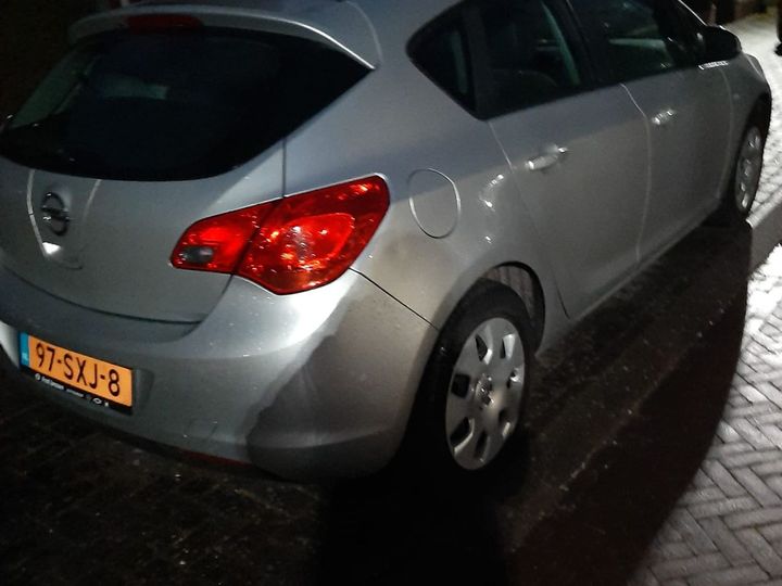 Photo 3 VIN: W0LPD6EB2A8043126 - OPEL ASTRA 