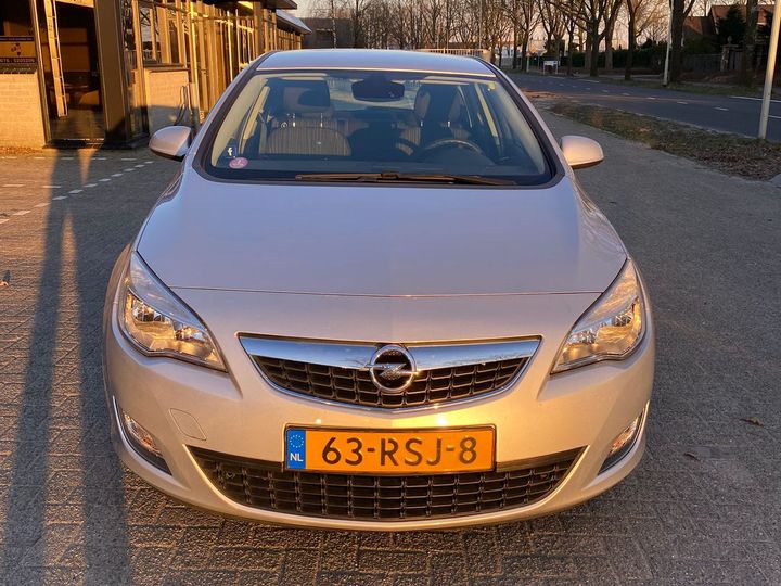 Photo 8 VIN: W0LPD6EB6BG160893 - OPEL ASTRA 