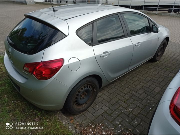 Photo 26 VIN: W0LPD6EB8C1108735 - OPEL ASTRA 