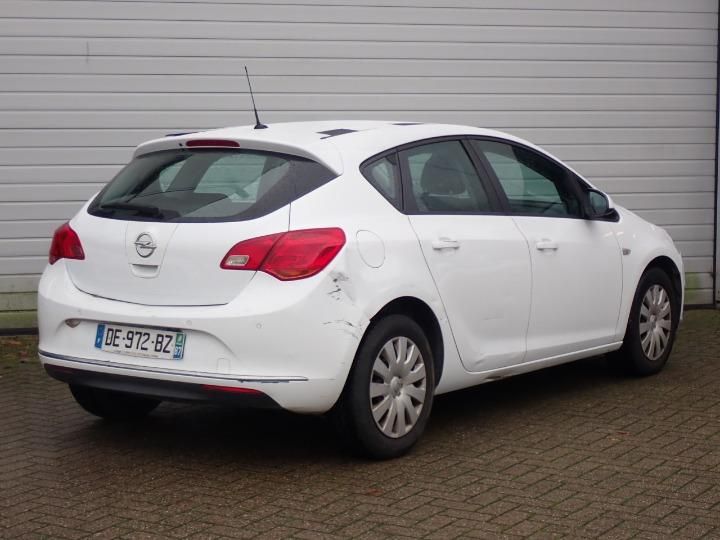 Photo 2 VIN: W0LPD6EC8E1064635 - OPEL ASTRA HATCHBACK 