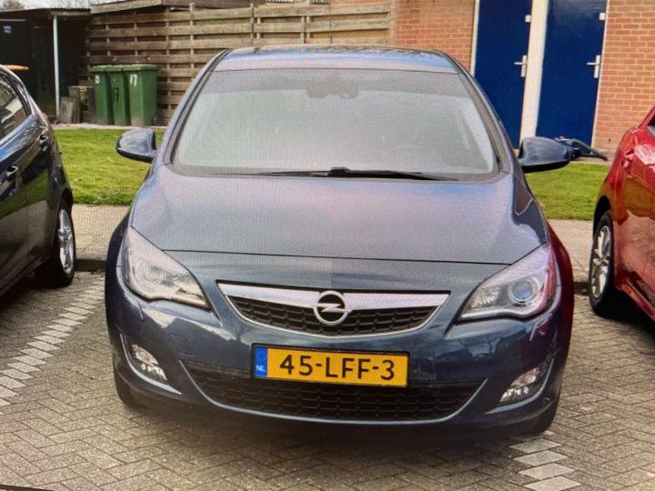 Photo 8 VIN: W0LPD6ED8AG065137 - OPEL ASTRA 