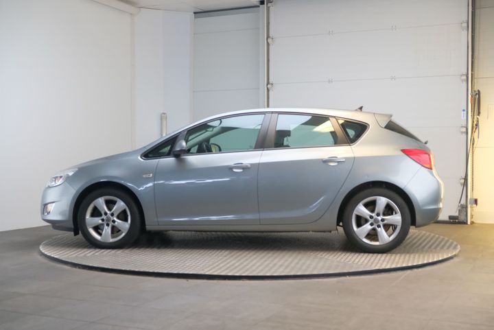 Photo 2 VIN: W0LPD6EG4AG111797 - OPEL ASTRA 