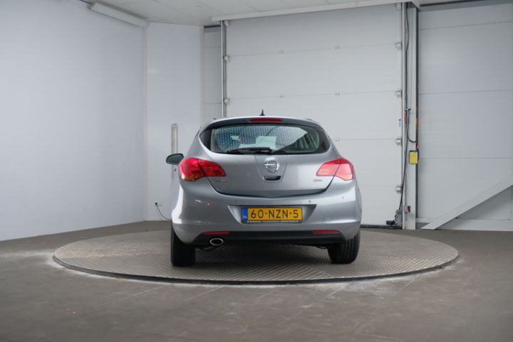 Photo 4 VIN: W0LPD6EN3BG057716 - OPEL ASTRA 