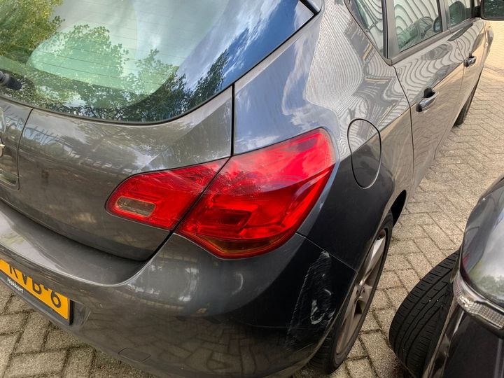 Photo 3 VIN: W0LPD6EU3BG099679 - OPEL ASTRA 