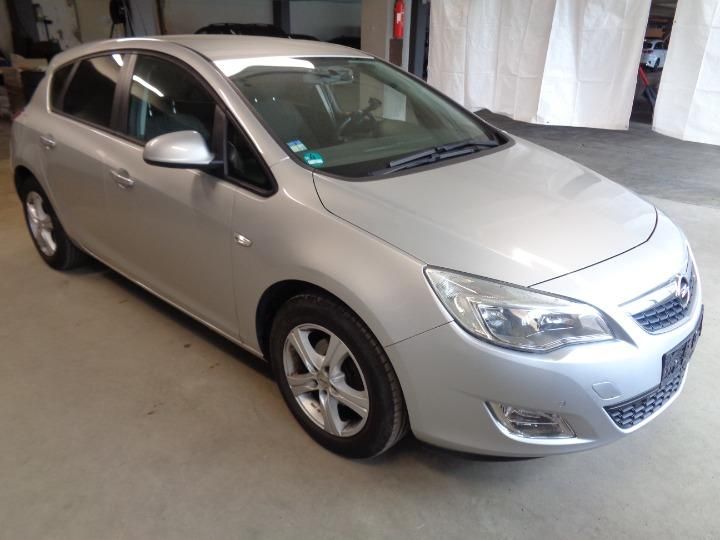 Photo 7 VIN: W0LPD6EU5BG034459 - OPEL ASTRA HATCHBACK 