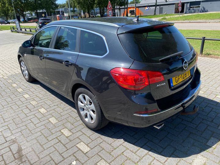 Photo 2 VIN: W0LPD8EC4F8045021 - OPEL ASTRA SPORTS TOURER 