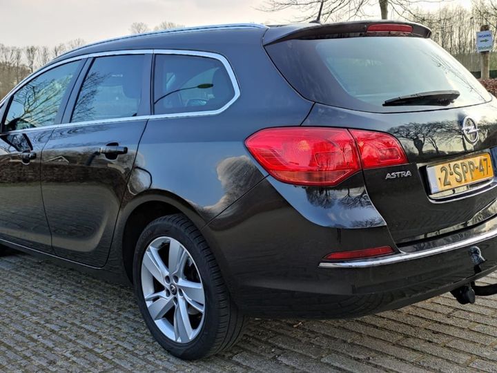 Photo 2 VIN: W0LPD8EU5E8013041 - OPEL ASTRA SPORTS TOURER 