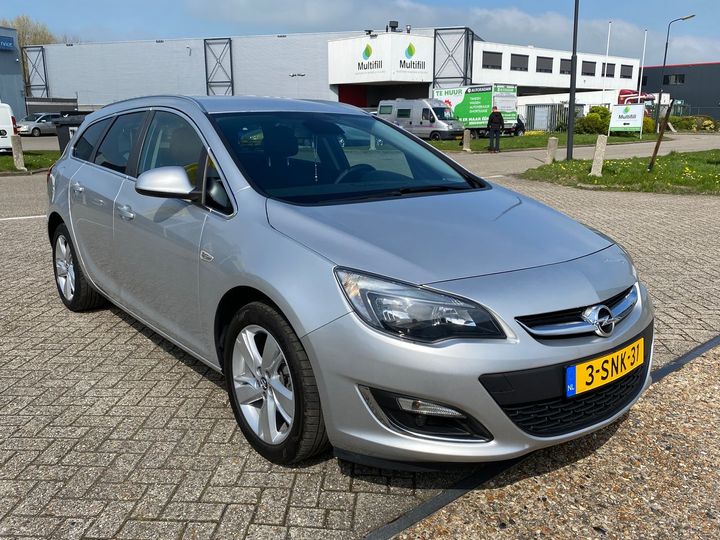 Photo 4 VIN: W0LPD8EU6E8016126 - OPEL ASTRA SPORTS TOURER 