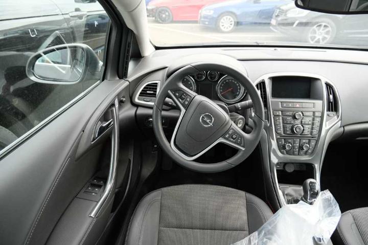 Photo 9 VIN: W0LPE5EW6EG067869 - OPEL ASTRA 4D &#3912 