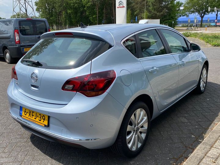 Photo 3 VIN: W0LPE6EB1EG084422 - OPEL ASTRA 