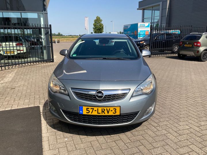 Photo 1 VIN: W0LPE6EC8AG087658 - OPEL ASTRA 