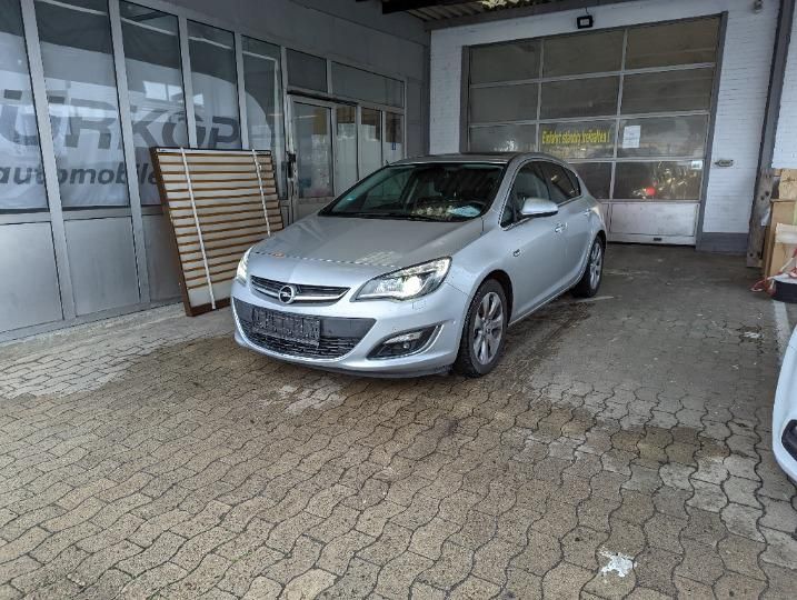 Photo 1 VIN: W0LPE6EN4FG007393 - OPEL ASTRA HATCHBACK 