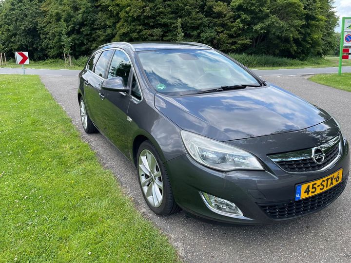 Photo 4 VIN: W0LPE8EC4C8034576 - OPEL ASTRA SPORTS TOURER 