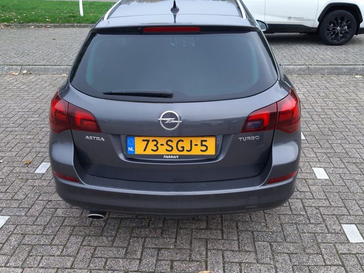 Photo 16 VIN: W0LPE8EC8B8104286 - OPEL ASTRA SPORTS TOURER 