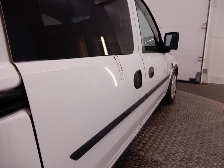 Photo 19 VIN: W0LVXCF25B4198923 - OPEL COMBO 