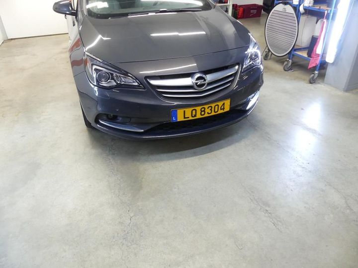 Photo 20 VIN: W0LWT3D73GG052149 - OPEL CASCADA 