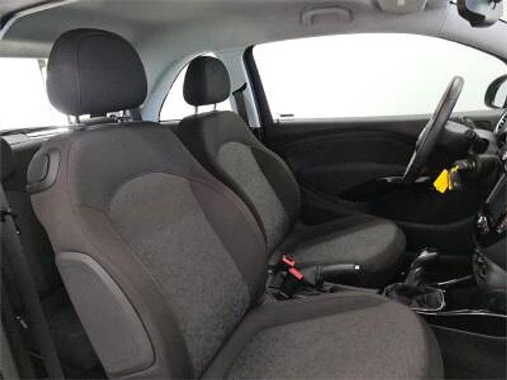 Photo 9 VIN: W0V0MAP08J6010950 - OPEL ADAM 