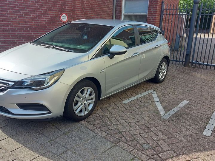 Photo 1 VIN: W0VBD6EA2JG065206 - OPEL ASTRA 