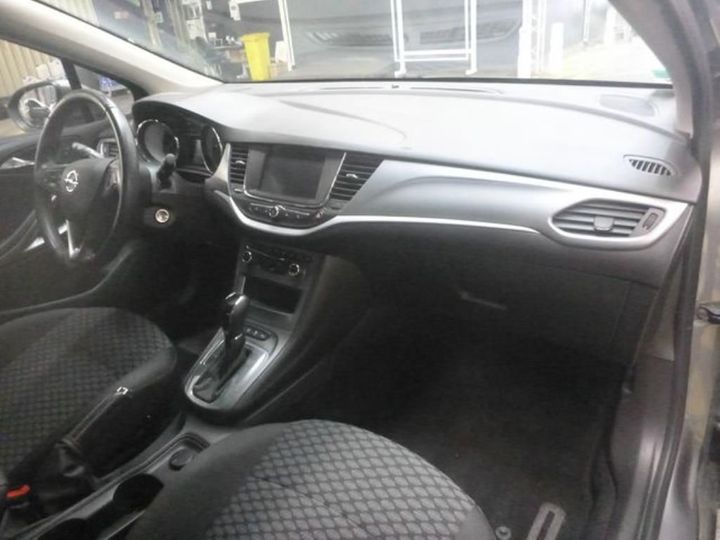 Photo 4 VIN: W0VBD6EG0KG301194 - OPEL ASTRA 5P 