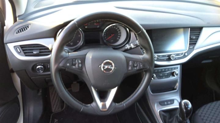 Photo 4 VIN: W0VBD6EK4JG102880 - OPEL ASTRA 