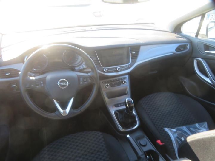 Photo 3 VIN: W0VBD6EK6JG104565 - OPEL ASTRA 