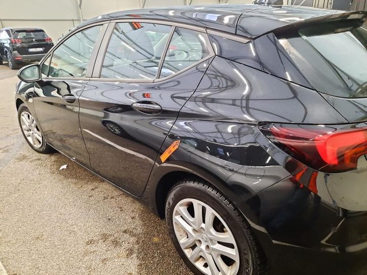 Photo 33 VIN: W0VBD6EK7JG001848 - OPEL ASTRA 5P 