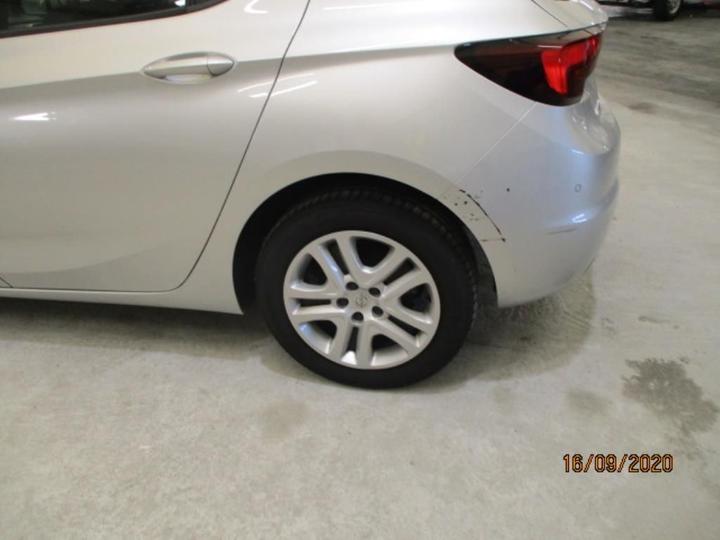 Photo 16 VIN: W0VBD6EK8JG085856 - OPEL ASTRA 5P 