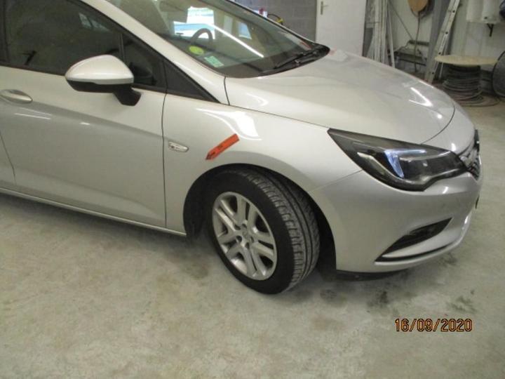 Photo 33 VIN: W0VBD6EK8JG085856 - OPEL ASTRA 5P 