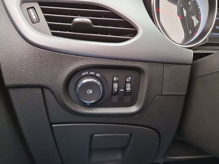 Photo 26 VIN: W0VBD6EU1LG049463 - OPEL ASTRA 
