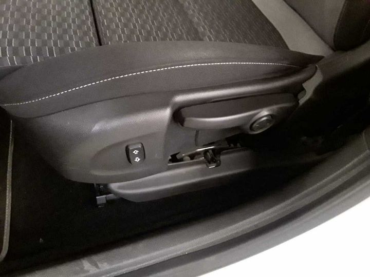 Photo 17 VIN: W0VBD6EU7LG056174 - OPEL ASTRA 1-5 D 