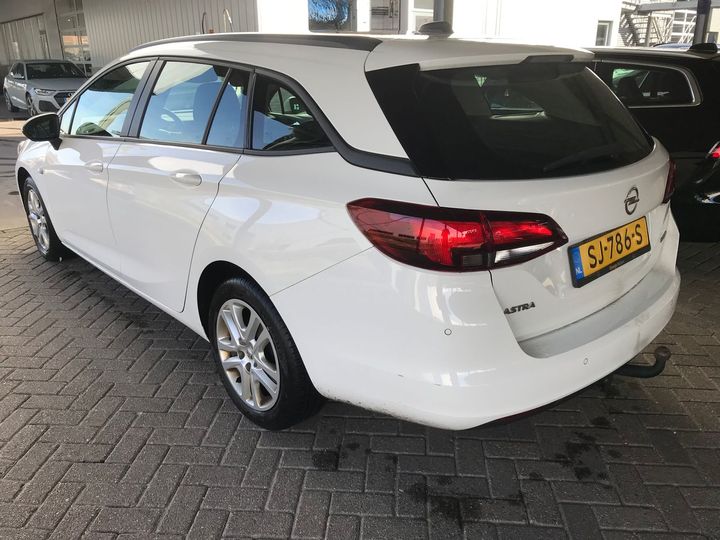 Photo 2 VIN: W0VBD8EC2J8030656 - OPEL ASTRA SPORTS TOURER 