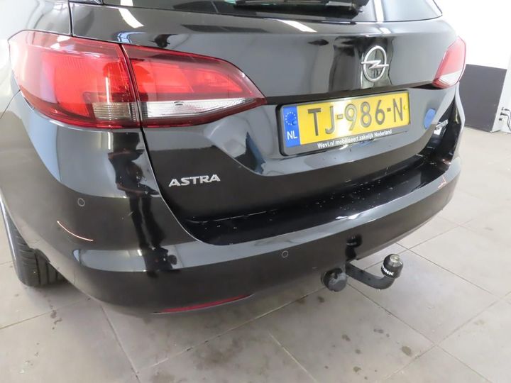 Photo 29 VIN: W0VBD8EC8J8070112 - OPEL ASTRA SPORTS TOURER 