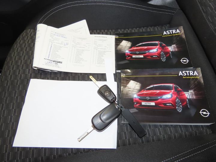 Photo 10 VIN: W0VBD8EF9K8031105 - OPEL ASTRA 