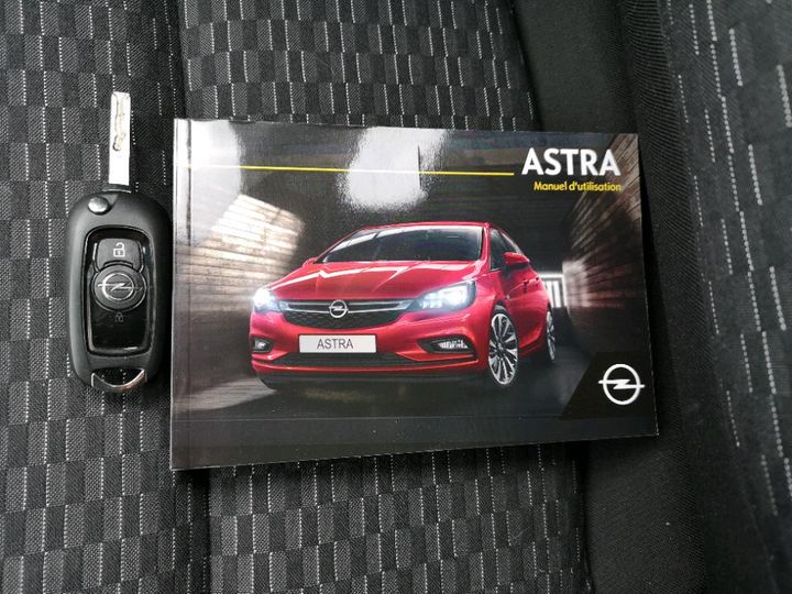 Photo 18 VIN: W0VBD8EG5J8074654 - OPEL ASTRA SPORTS TO 