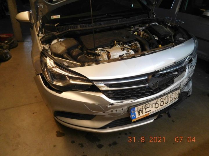 Photo 2 VIN: W0VBD8EK6J8020980 - OPEL ASTRA 