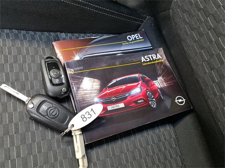 Photo 9 VIN: W0VBD8EL2J8023612 - OPEL ASTRA 