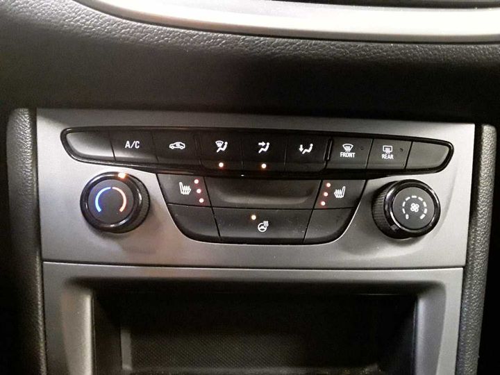 Photo 18 VIN: W0VBD8EU0L8011101 - OPEL ASTRA 1-5 D 