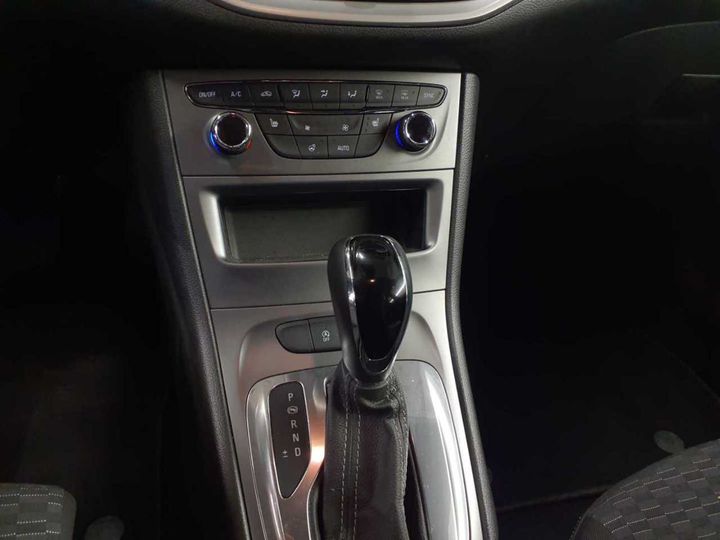 Photo 19 VIN: W0VBD8EV3L8020125 - OPEL ASTRA 1-5 D 