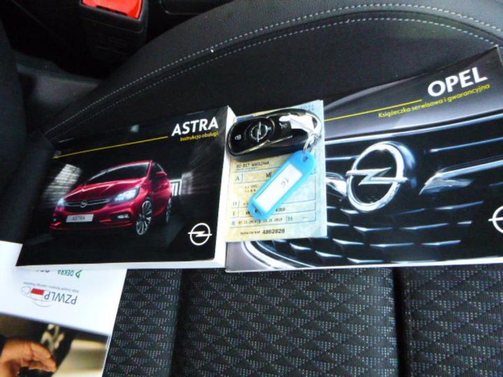 Photo 16 VIN: W0VBE8EF8K8070359 - OPEL ASTRA SPORTS TO 