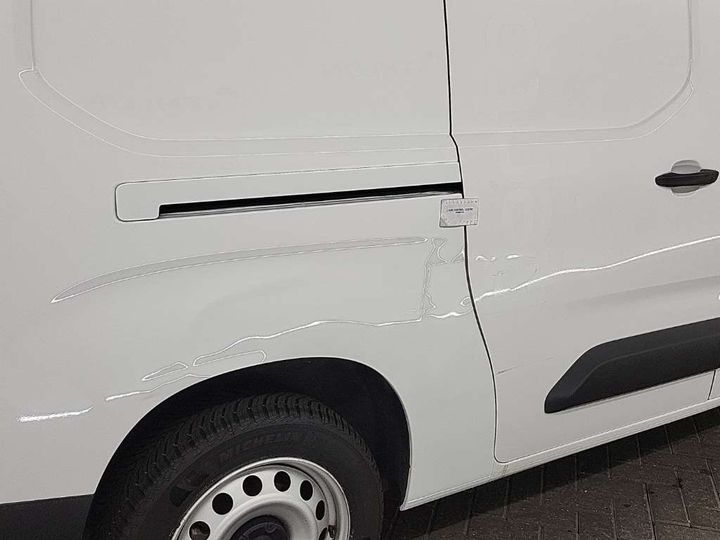 Photo 28 VIN: W0VEFBHYBKJ548998 - OPEL COMBO 