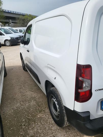 Photo 22 VIN: W0VEFBHYBKJ732720 - OPEL COMBO 