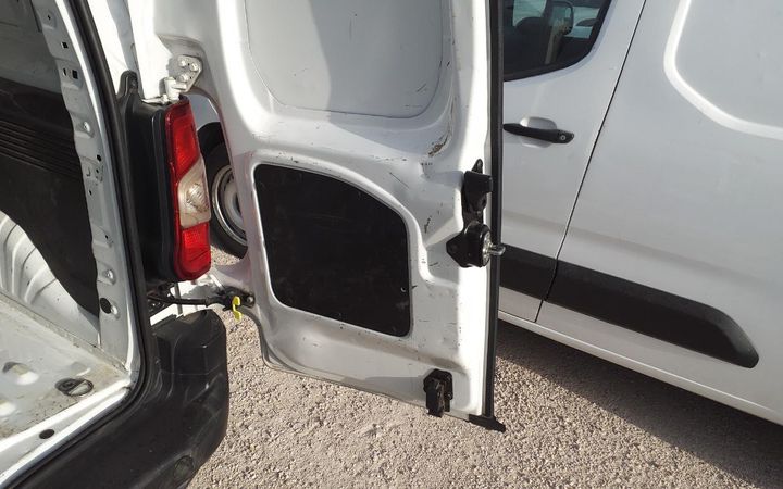 Photo 16 VIN: W0VEFYHYCMJ730689 - OPEL COMBO 